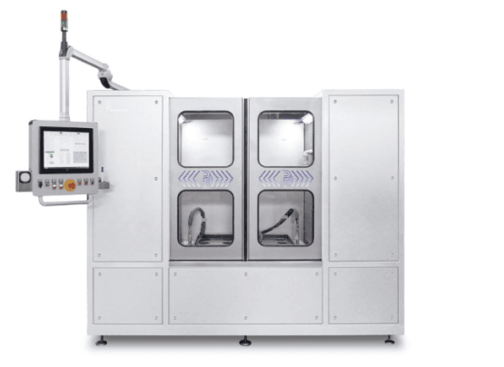 Hydrostatic pressure test bench for pumps